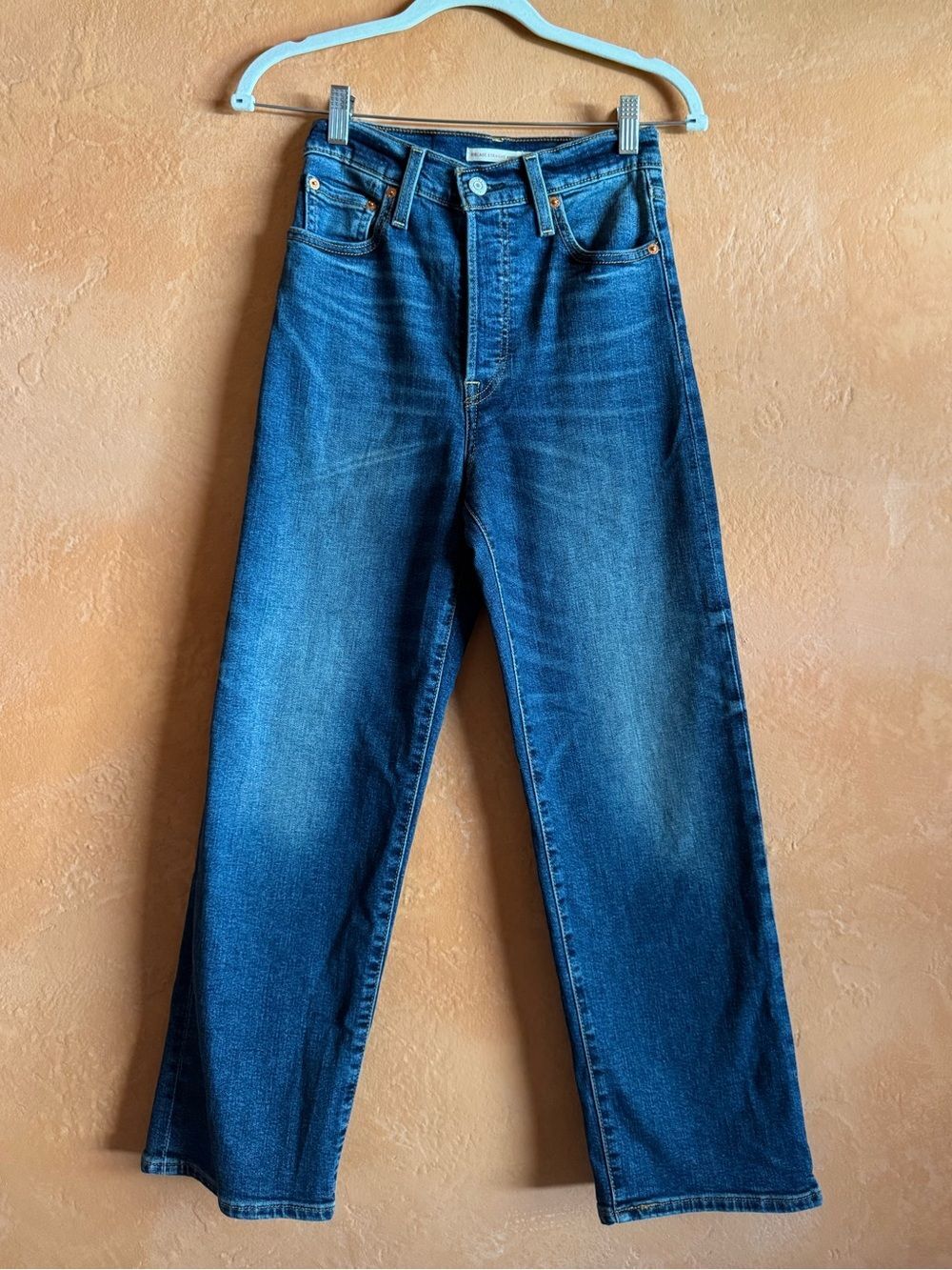 Levi’s Ribcage Straight Ankle Jeans Size 26 High Rise Medium Wash Button Fly